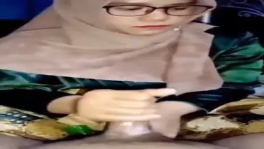 Bokep Indo Dicoliin Bu Guru Sampe Croot